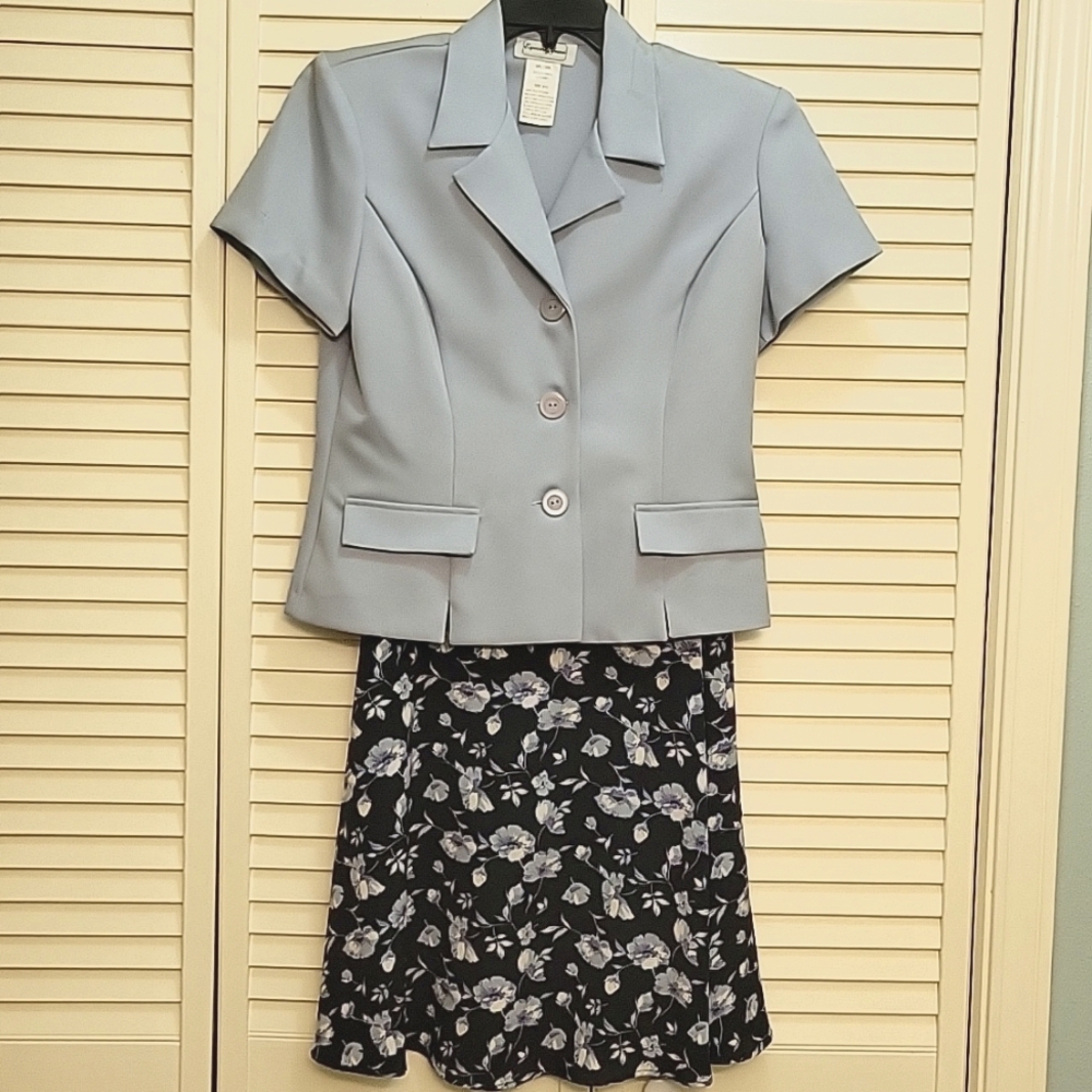 Stylish Blue Blazer with Floral Skirt